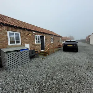cosy-cottagethe-paddock-barmston-nr-bridlington.yorkshirehotels.net/