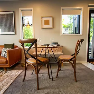 new-boutique-central-sanctuary-near-latimer-square.top-hotels-christchurch.com/