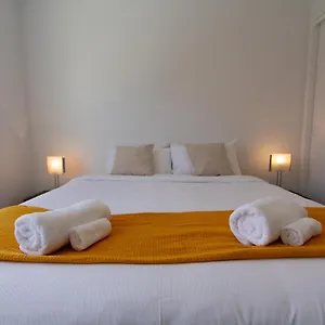 peaceful-central-city-2-bed-pad-w-carpark.top-hotels-christchurch.com/